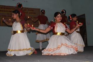 Students fo Choithram Nursing Collage